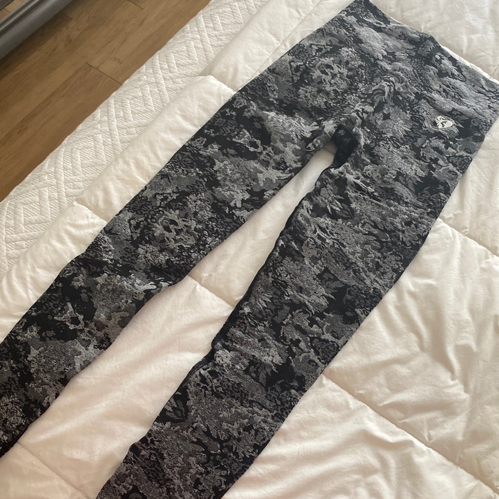 Brand new women’s best leggings